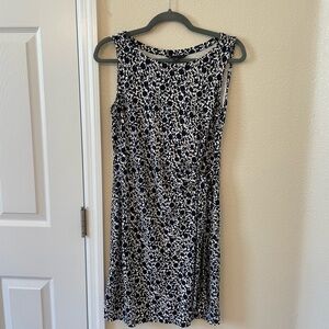 Brooks Brothers dress size S. White & Navy colors.
